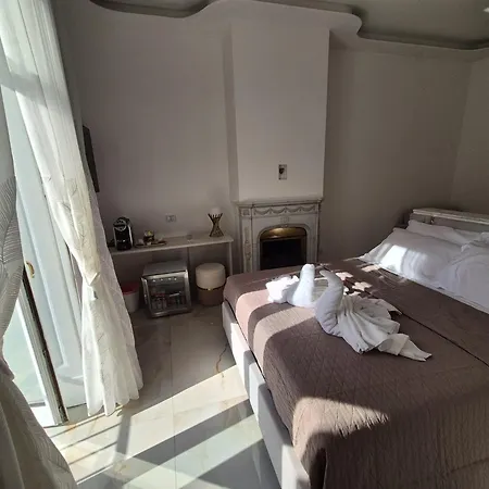 Πανσιόν Arco Boutique 4*