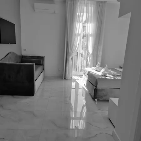 Arco Boutique 4* נאפולי
