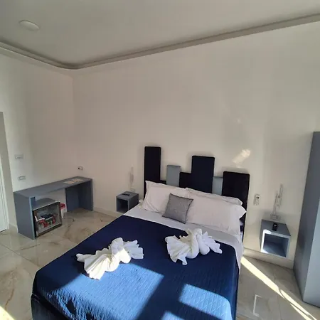 Arco Boutique 4* נאפולי