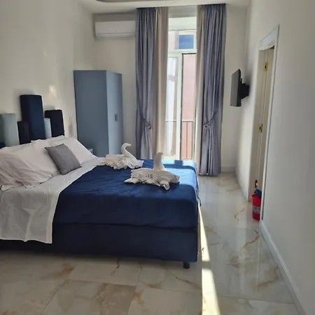 Arco Boutique 4* נאפולי