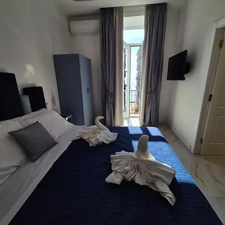 בית הארחה Arco Boutique נאפולי