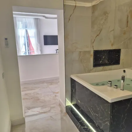 בית הארחה Arco Boutique 4*